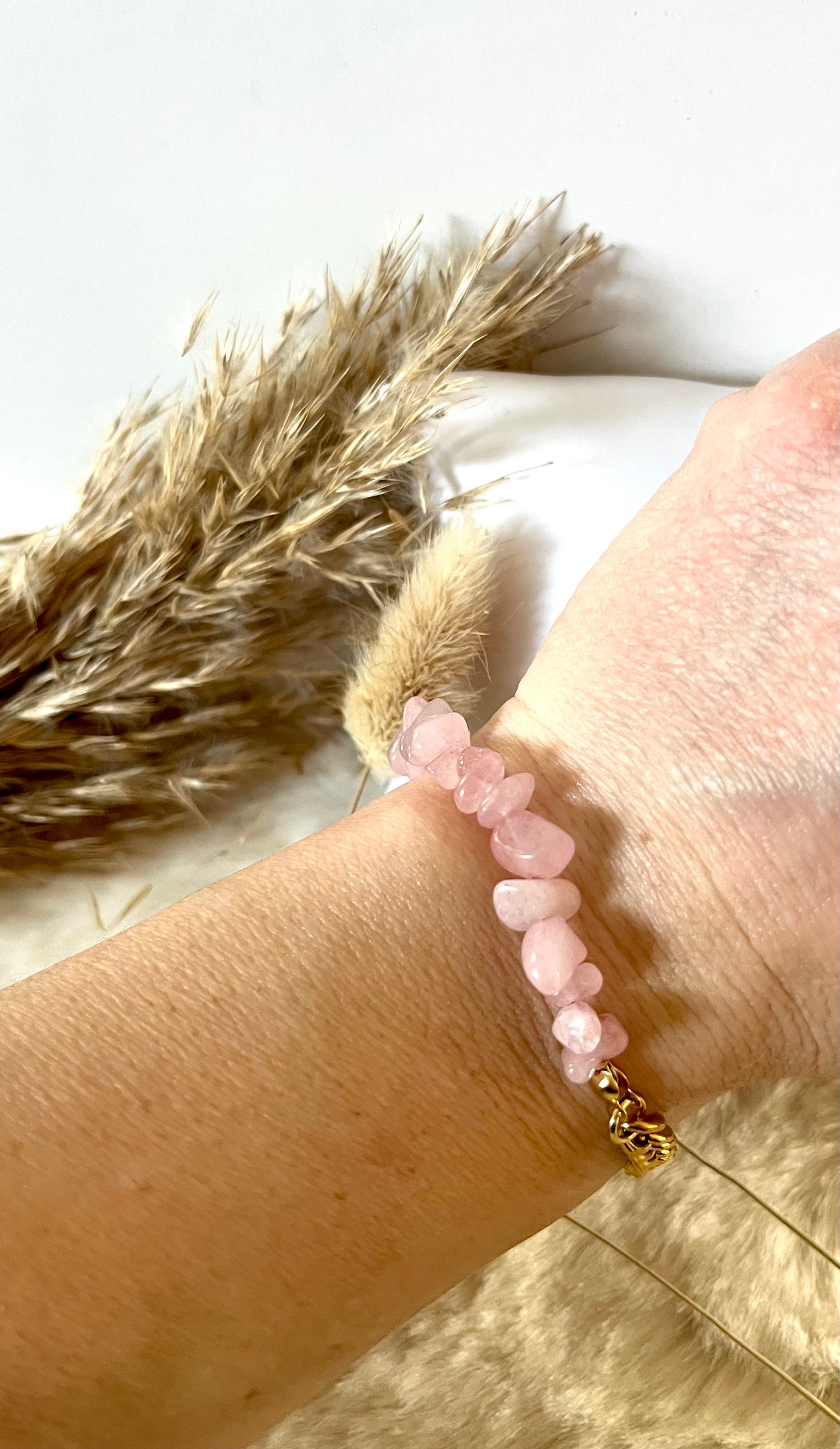 Blima l Bracelet doré et quartz Rose