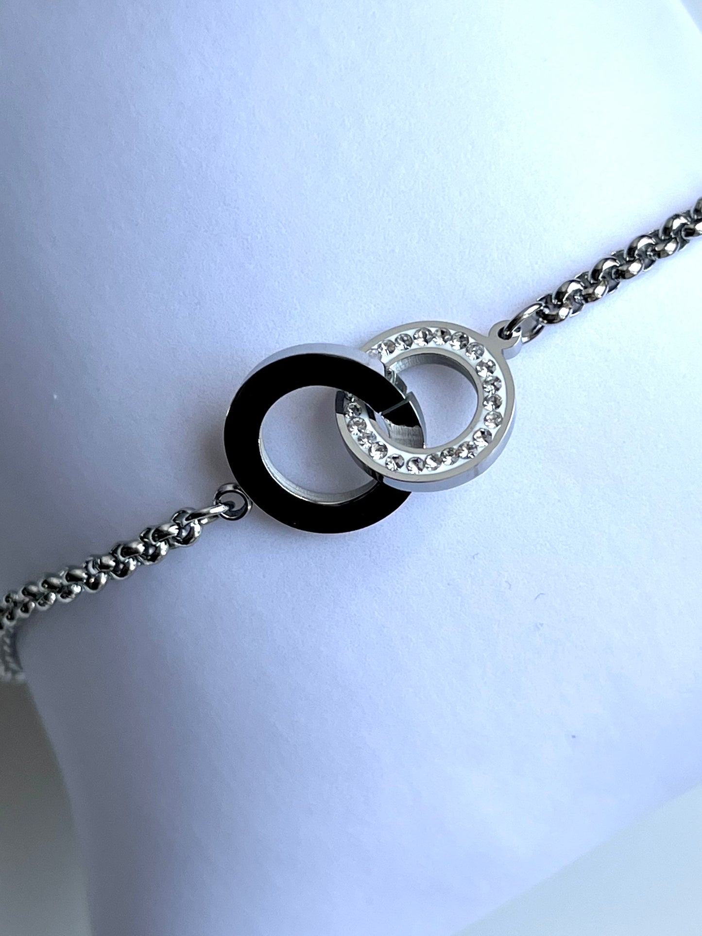Lili Rose l bracelet fin doré ou argenté
