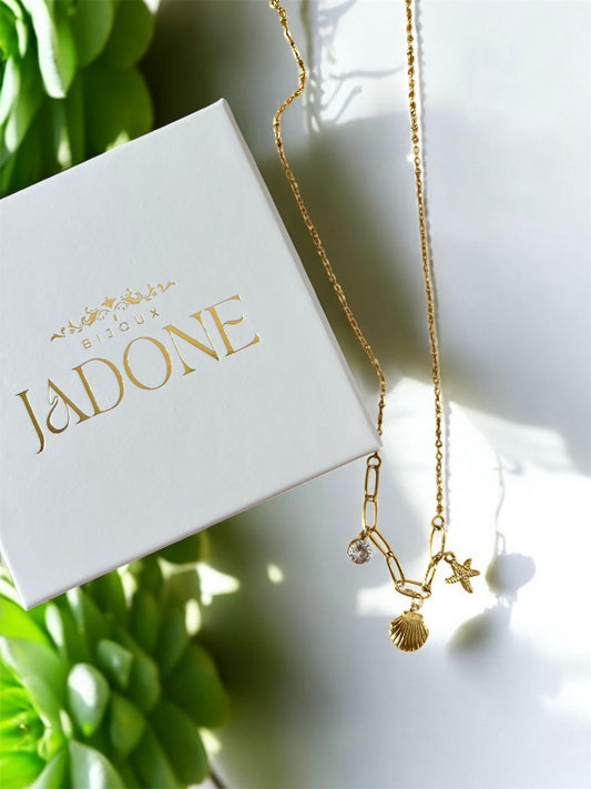 Mêla l Collier doré à breloque