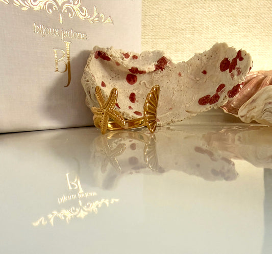 Étoile l Bague ajustable coquillage dorée